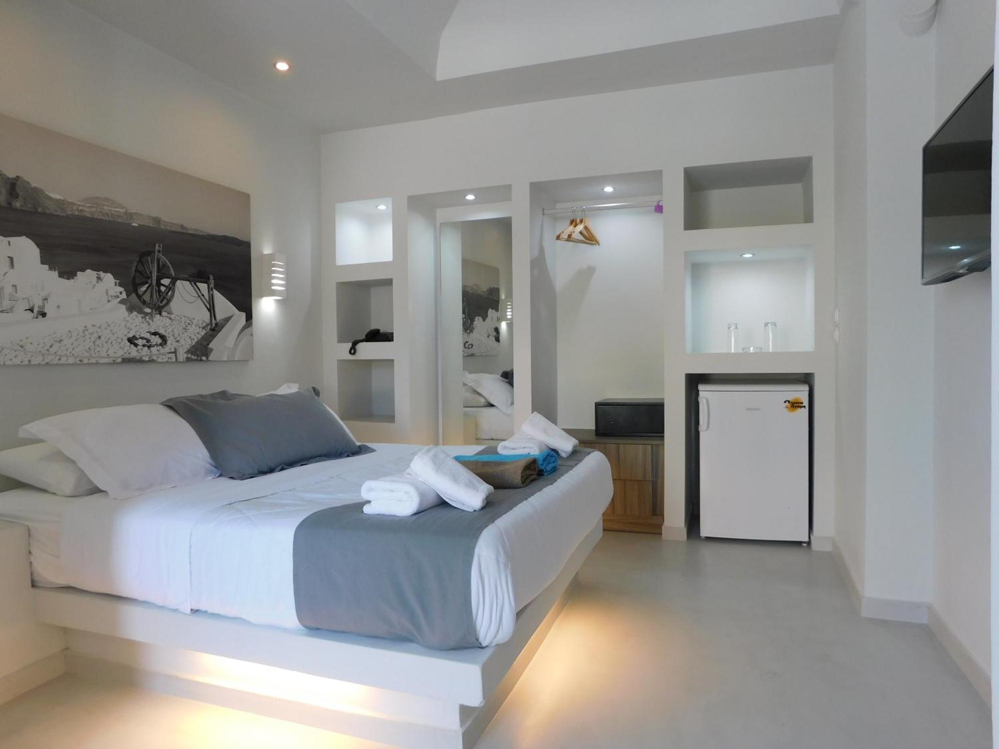 Perissa Beachfront Rooms Bagian luar foto