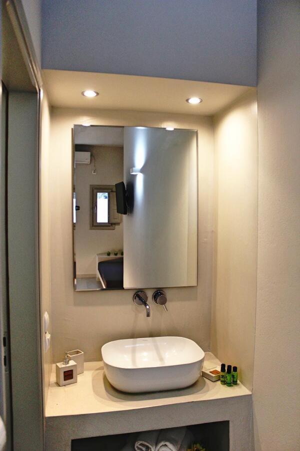 Perissa Beachfront Rooms Bagian luar foto